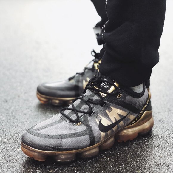 Rare Nike Air VaporMax Sneakers Running Shoes Trainers Collectable Streetwear - Picture 1 of 15